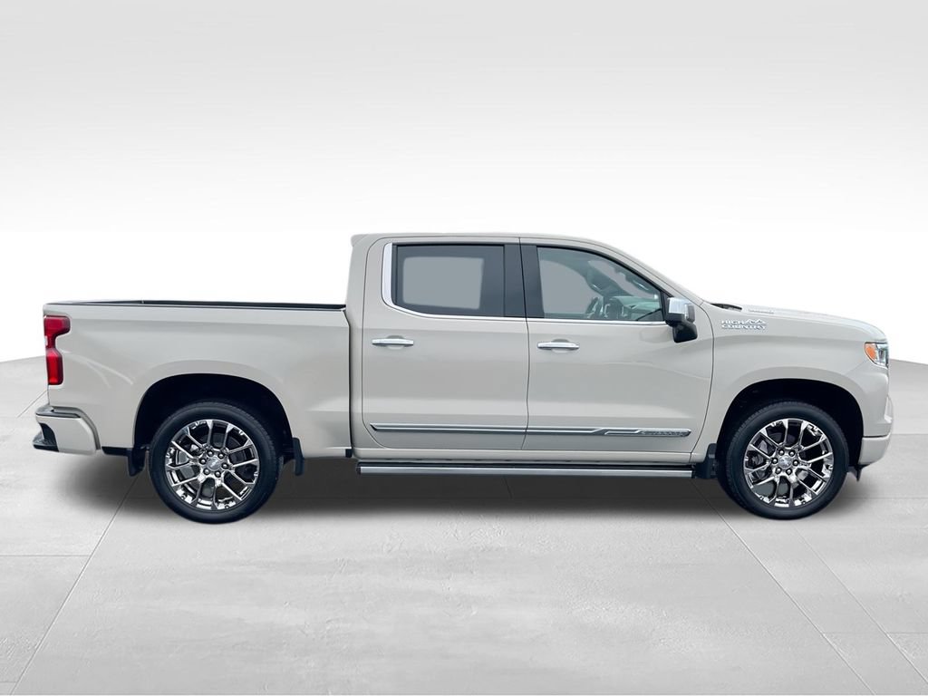 New 2026 Chevrolet Silverado 1500 High Country w/ High Country Premium Package AWD/4WD image 9