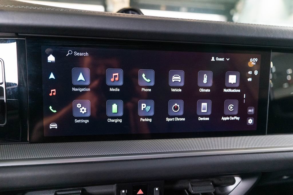 Certified 2025 Porsche Cayenne S image 31