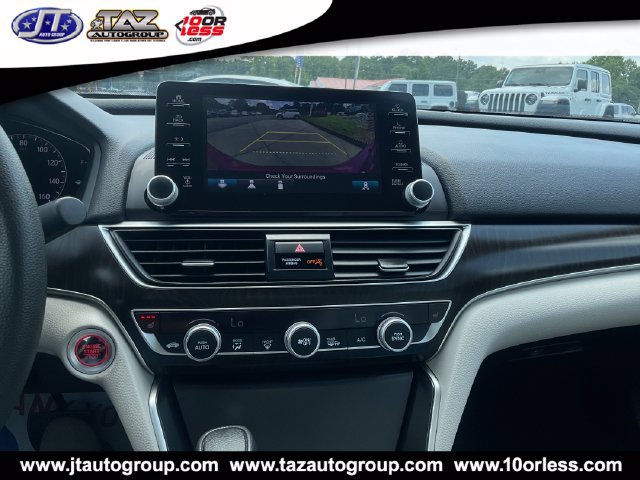 Used 2020 Honda Accord EX image 18