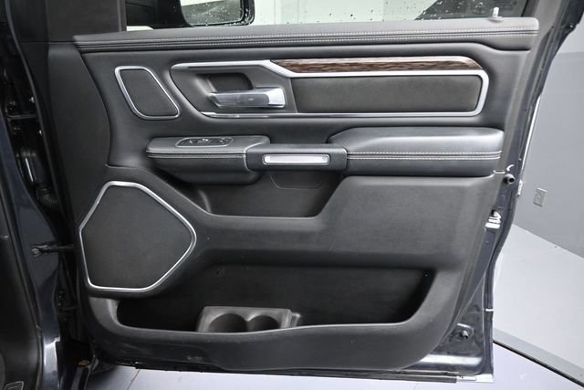 Used 2019 RAM 1500 Laramie AWD/4WD image 21