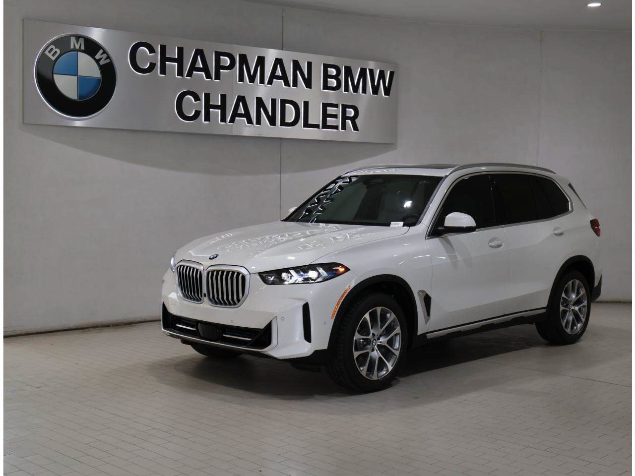 Used 2026 BMW X5 sDrive40i w/ Parking Assistance Package RWD image 1