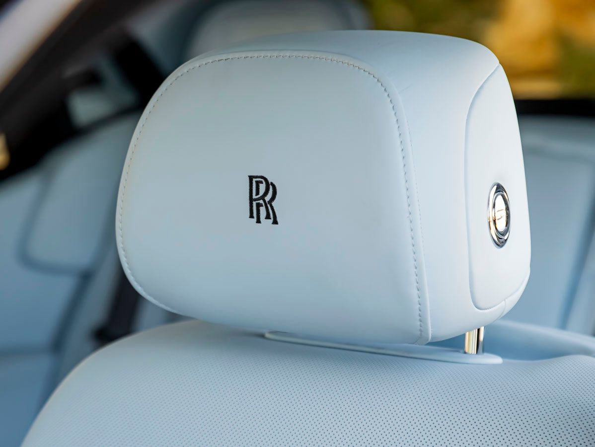 Used 2023 Rolls-Royce Phantom Sedan w/ The Phantom Package RWD image 9