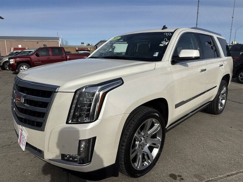Used 2015 Cadillac Escalade Premium AWD/4WD image 1