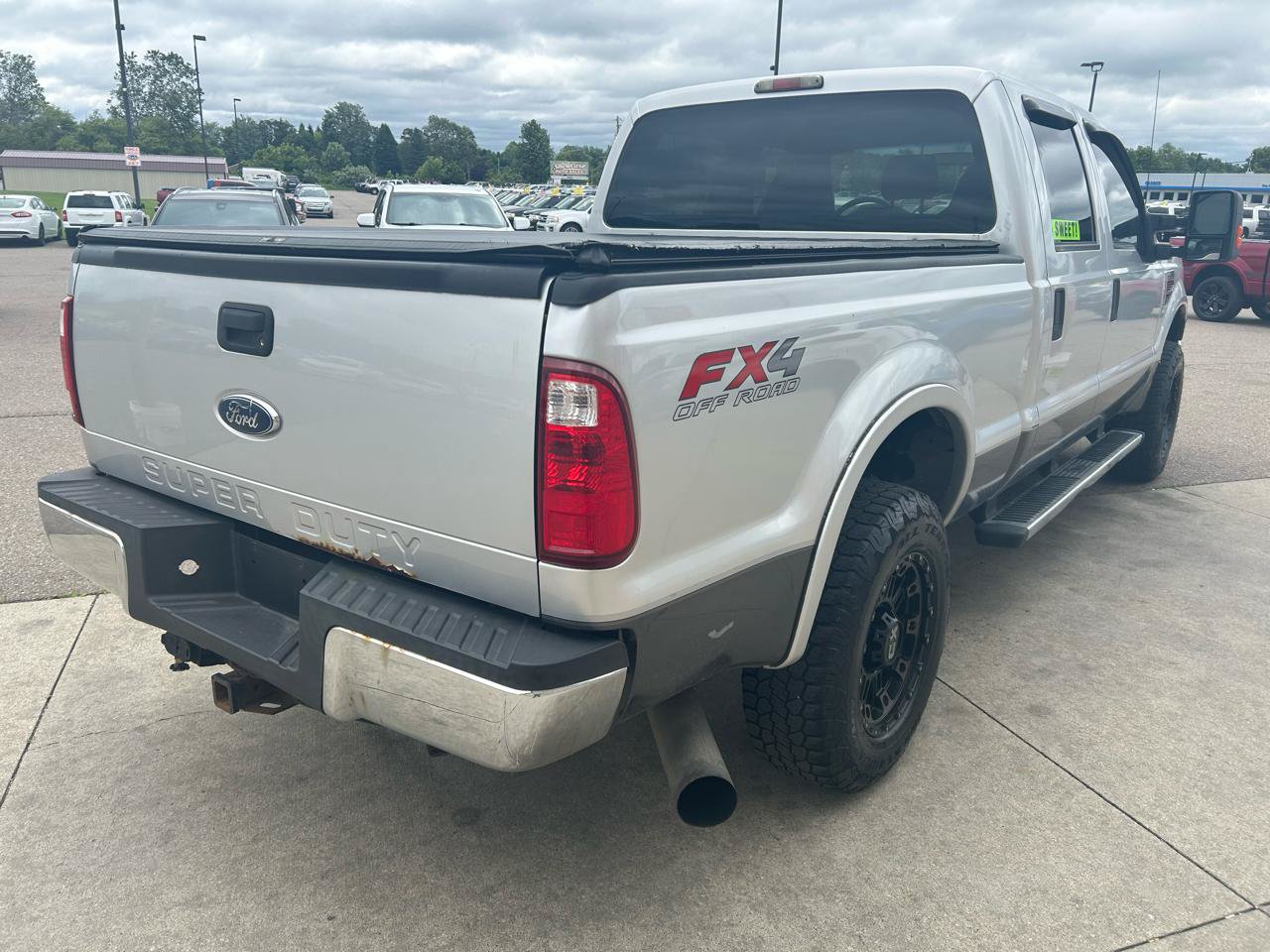 Used 2010 Ford F250 XLT AWD/4WD image 5