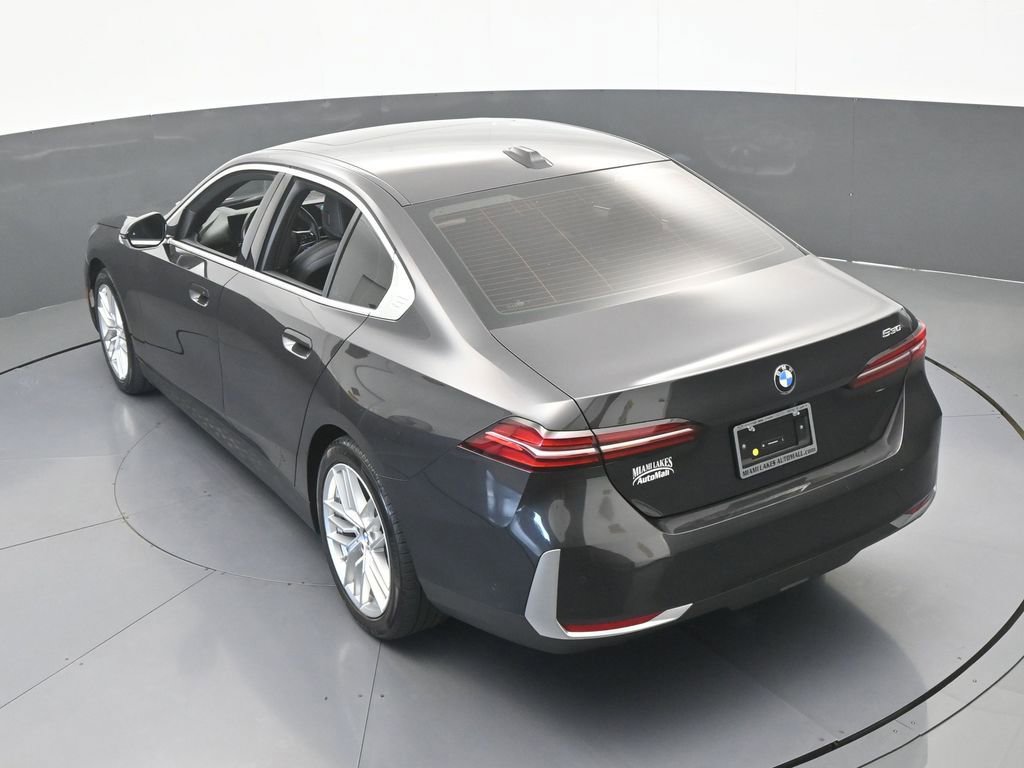 Used 2024 BMW 530i RWD image 59