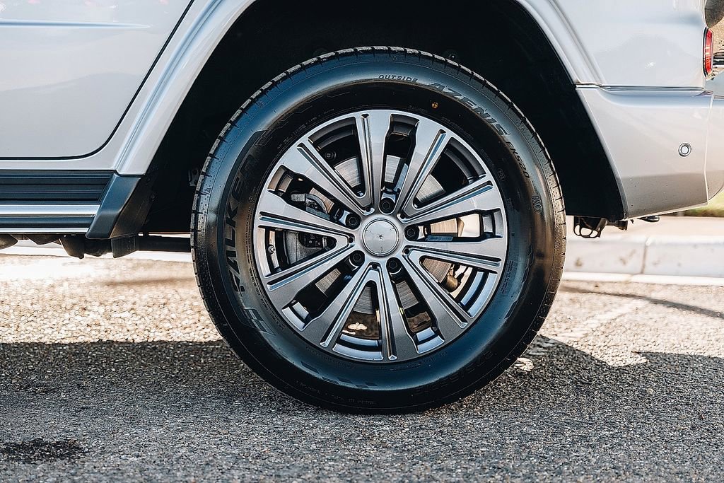 Used 2025 Mercedes-Benz G 550 w/ Manufactur Interior Package image 34