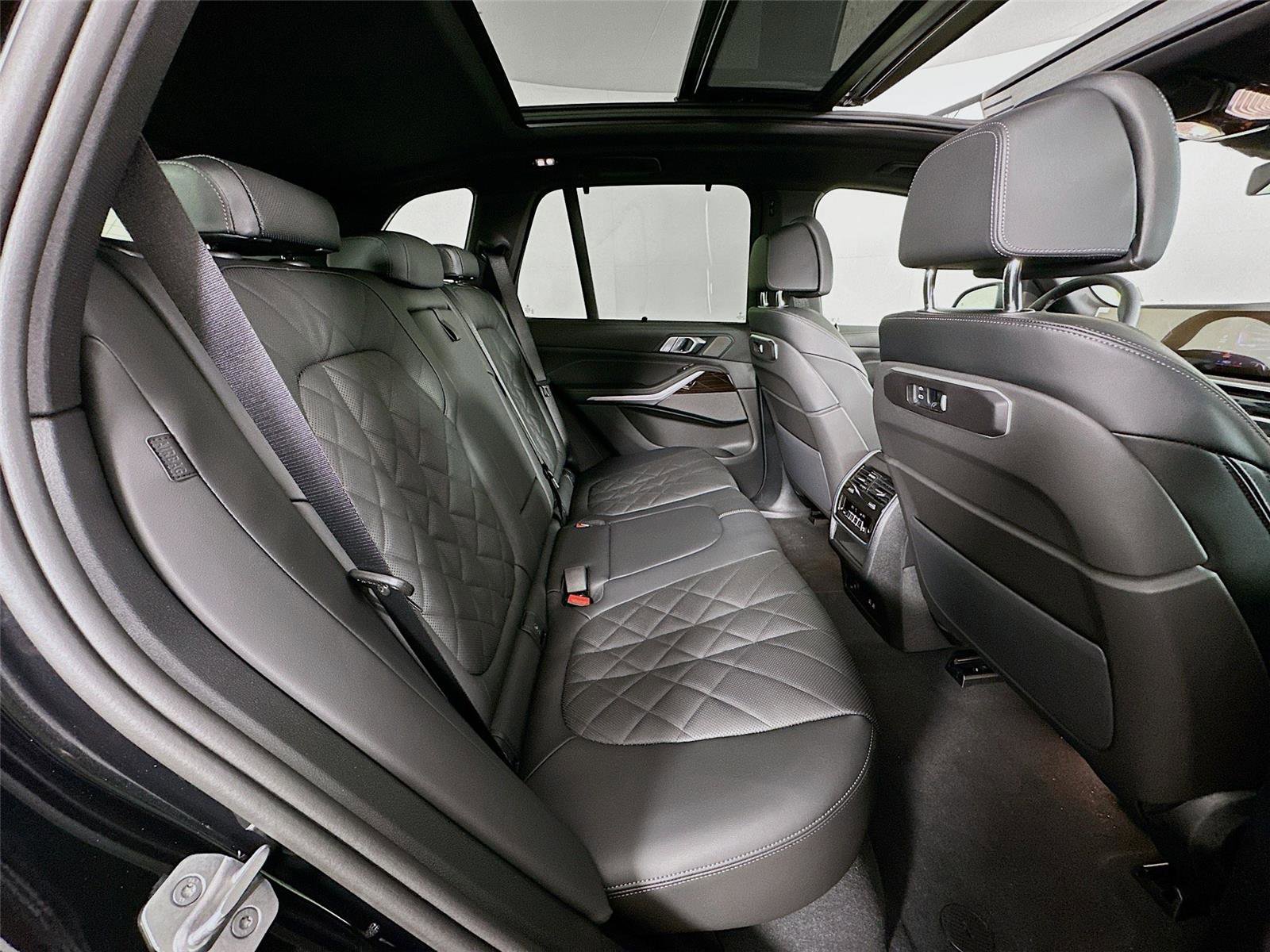 New 2026 BMW X5 xDrive40i w/ Climate Comfort Package image 29