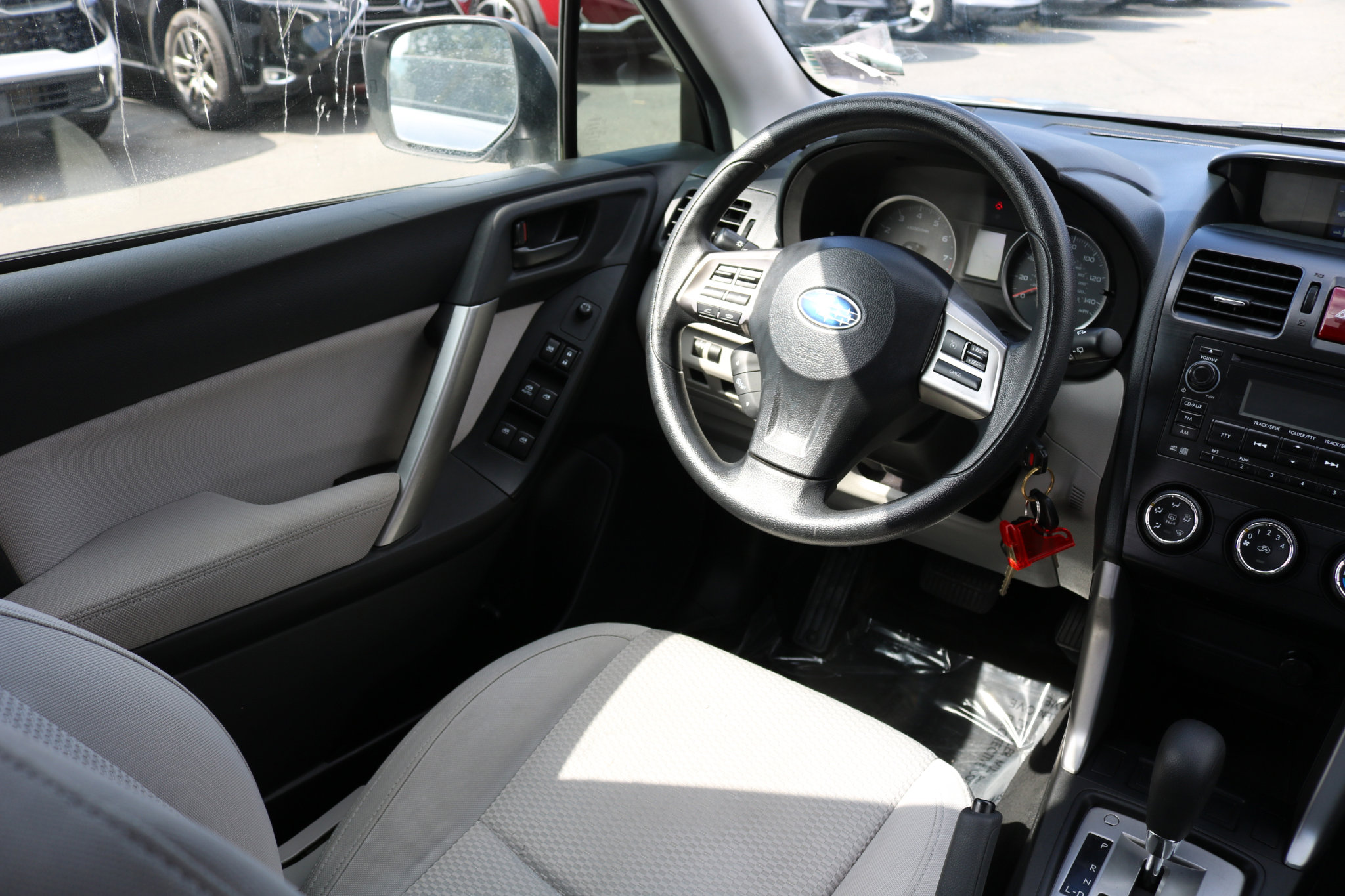 Used 2015 Subaru Forester 2.5i w/ Alloy Wheel Package image 29