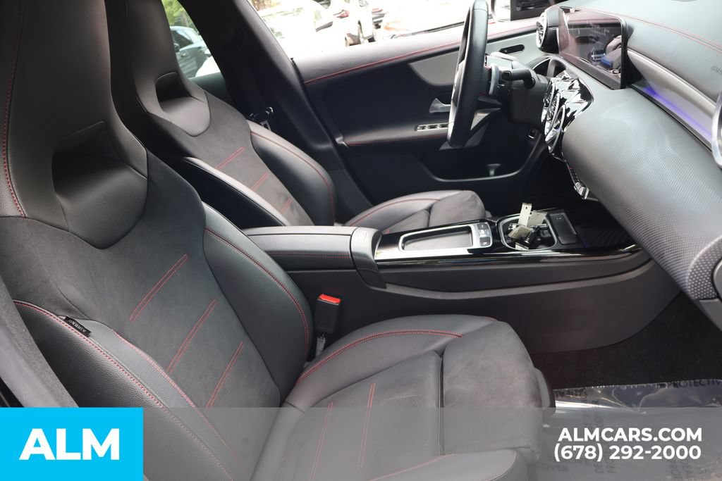 Used 2024 Mercedes-Benz CLA 250 image 28