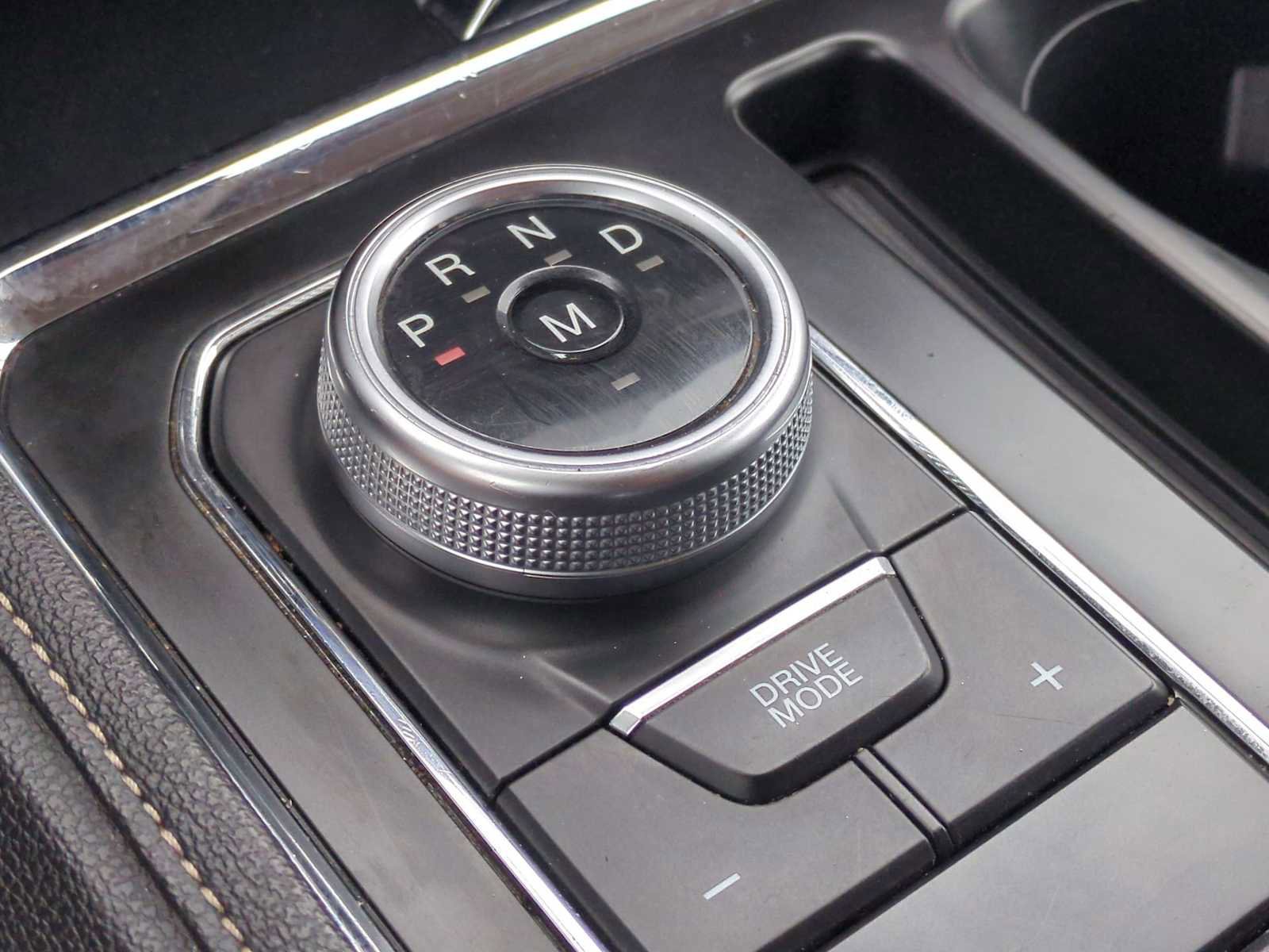 Used 2024 Ford Expedition XLT image 16