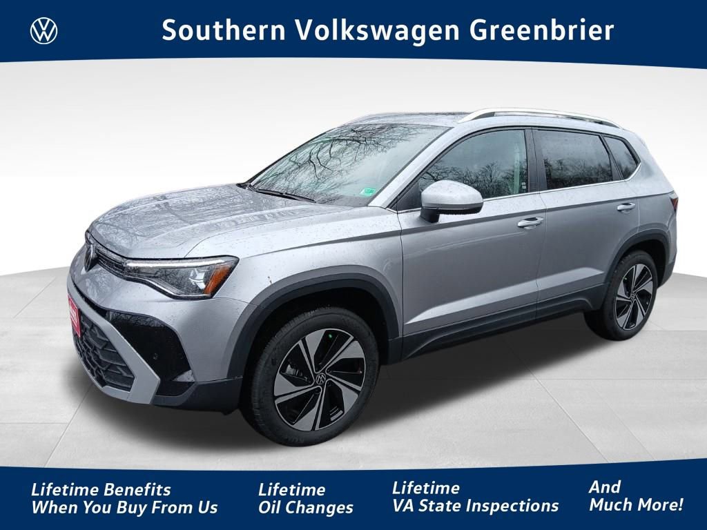 New 2025 Volkswagen Taos SE image 1