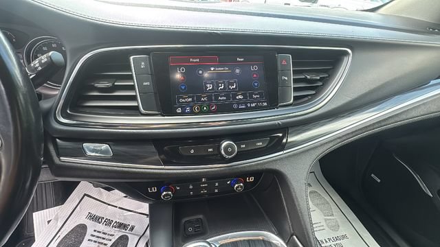 Used 2020 Buick Enclave Essence w/ Sound and Sites Package AWD/4WD image 16