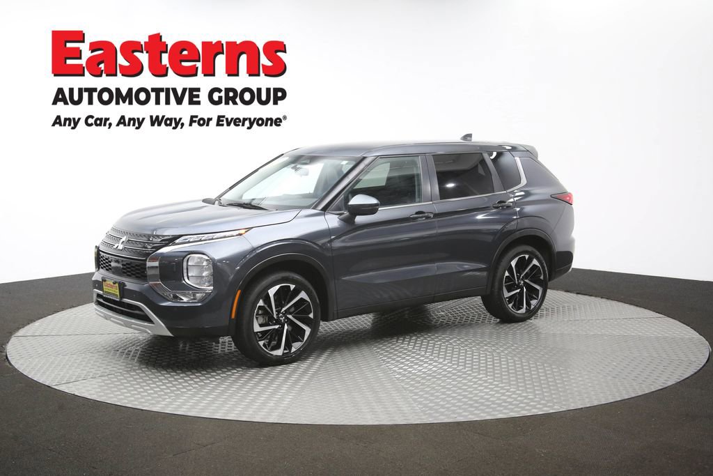 Used 2024 Mitsubishi Outlander SE AWD/4WD image 56