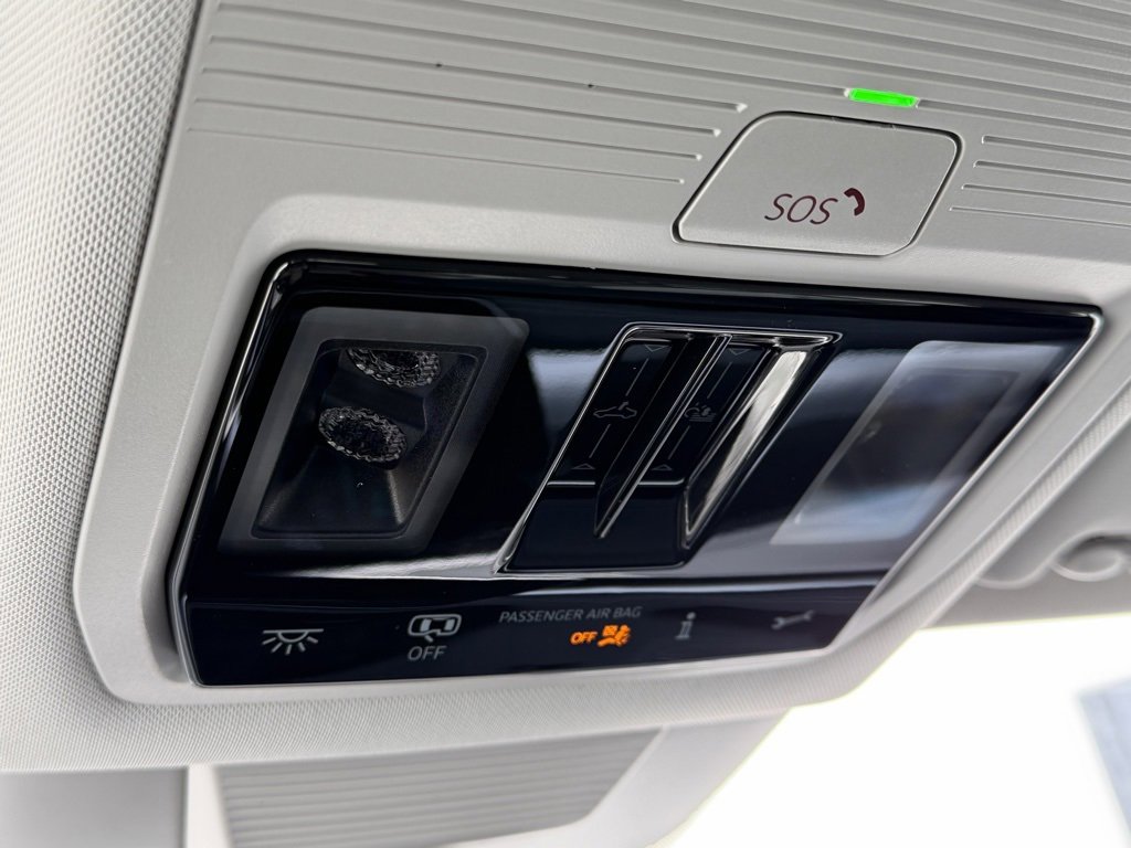 New 2026 Volkswagen Tiguan SE image 34