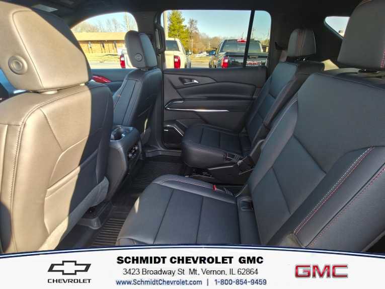 New 2026 Chevrolet Traverse Z71 w/ Enhanced Driving Package AWD/4WD image 12
