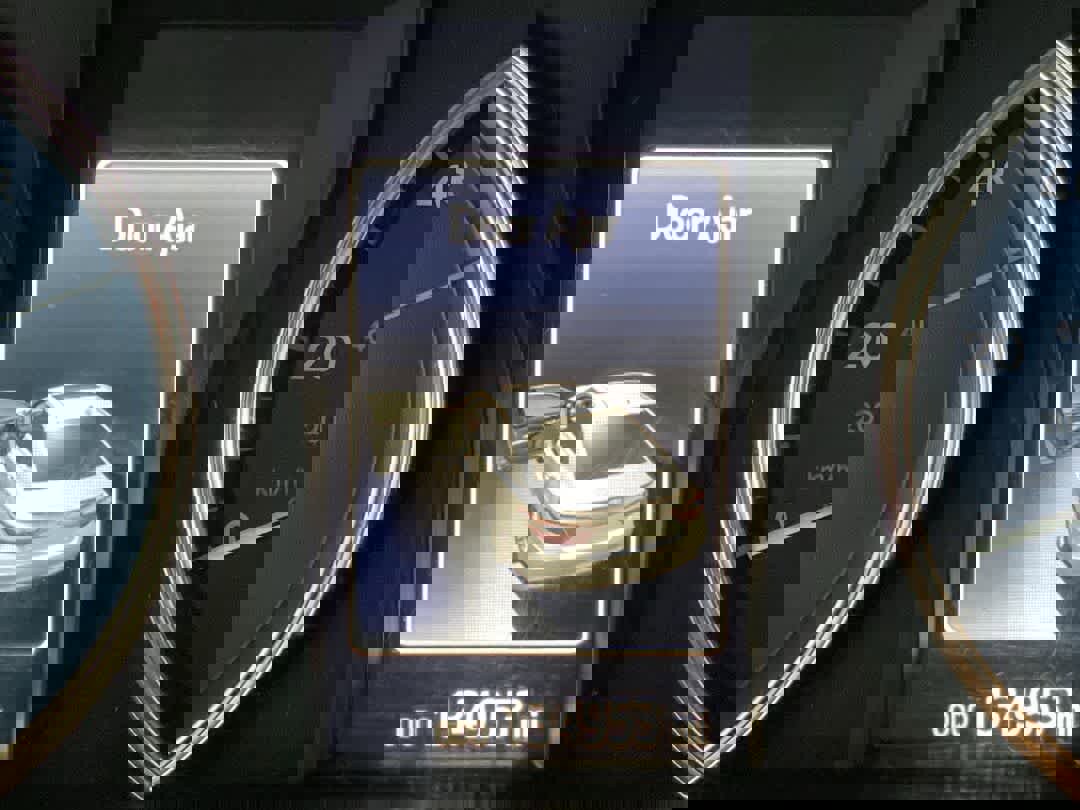 Used 2017 Toyota Camry XLE w/ Moonroof Package image 18