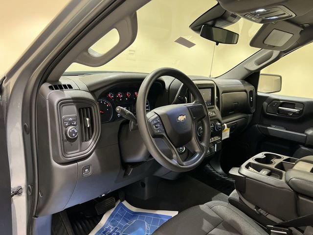 Certified 2024 Chevrolet Silverado 1500 Custom w/ LPO, Dark Essentials Package image 9