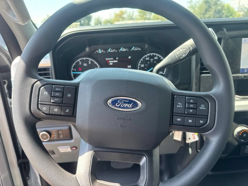 New 2026 Ford F550 2WD Regular Cab Super Duty image 9