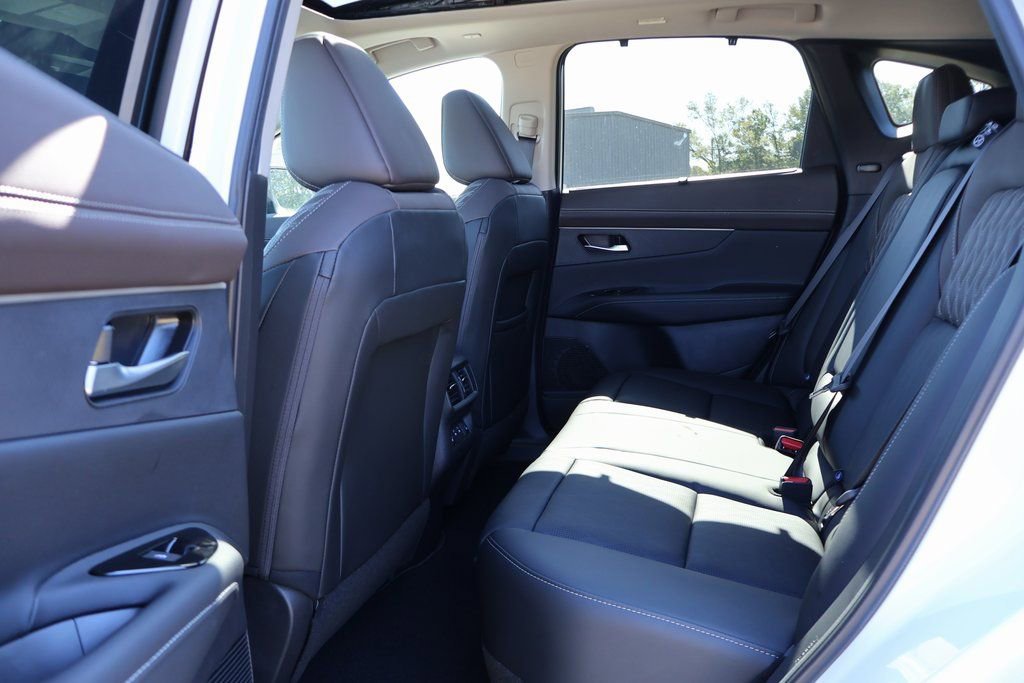 New 2026 Nissan Murano Platinum image 8