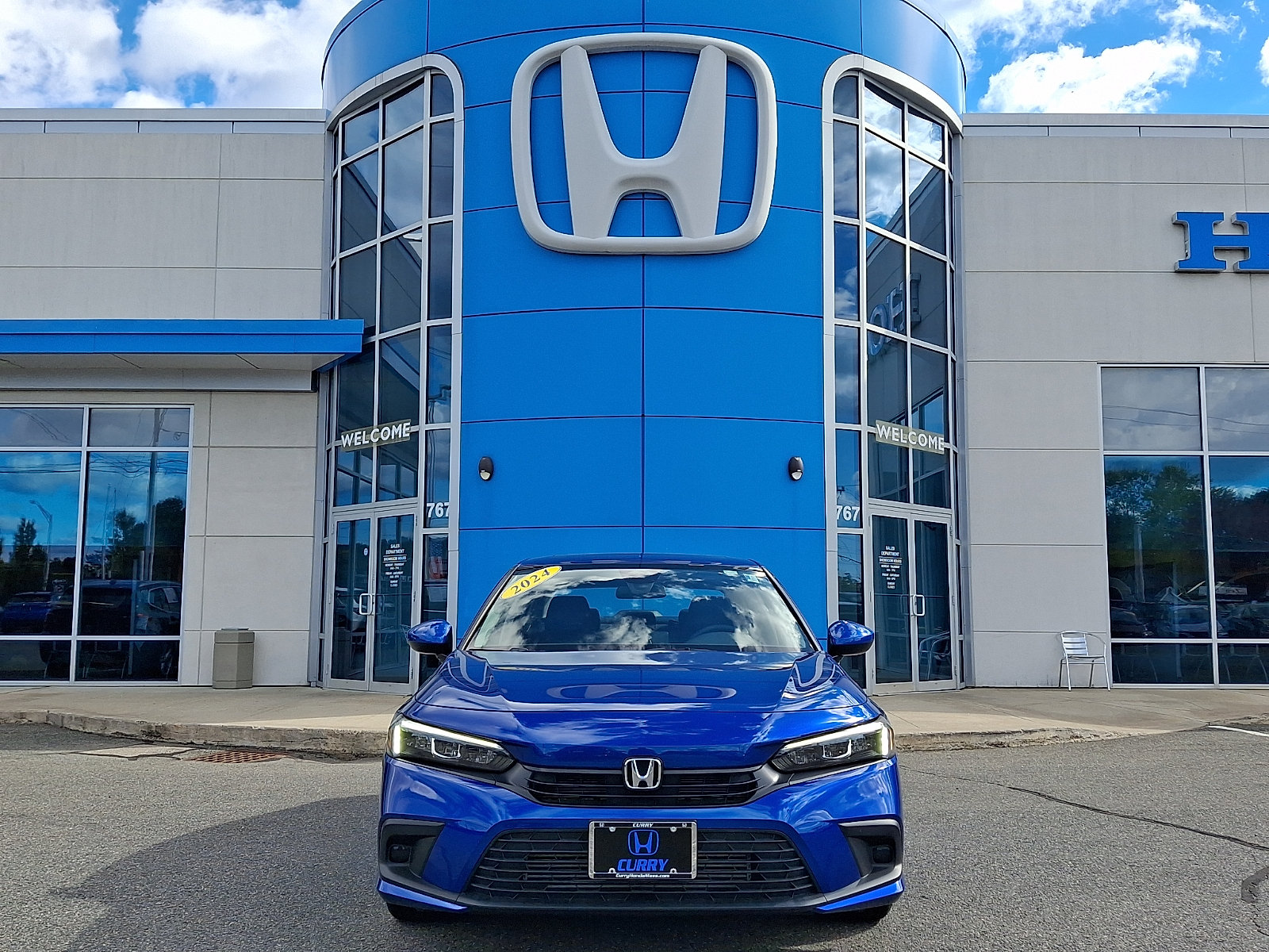 Used 2024 Honda Civic EX image 2