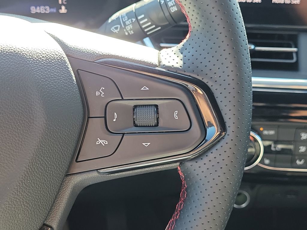 Used 2024 Chevrolet Trax RS w/ Driver Confidence Package image 33