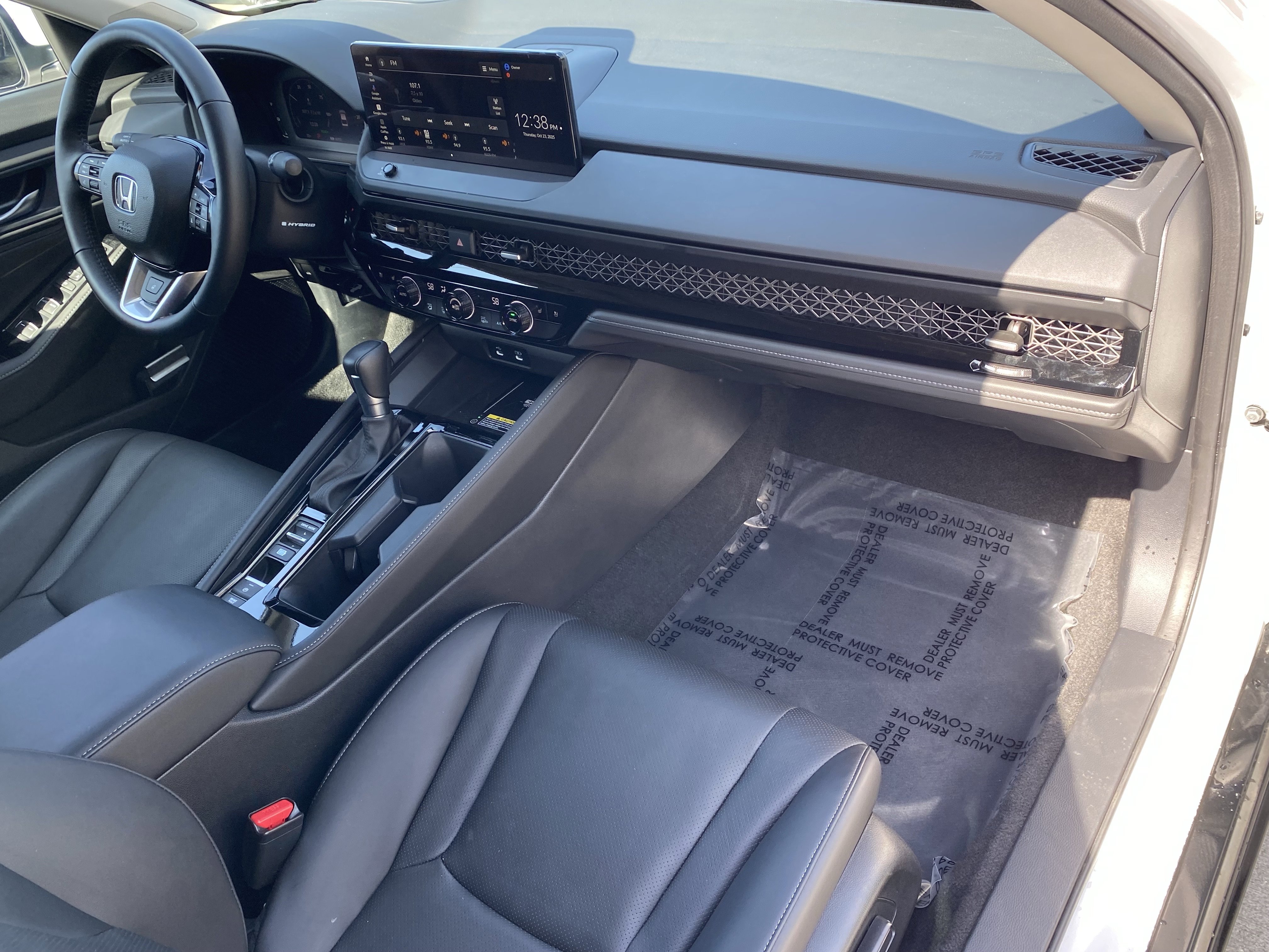 Used 2025 Honda Accord Touring image 10