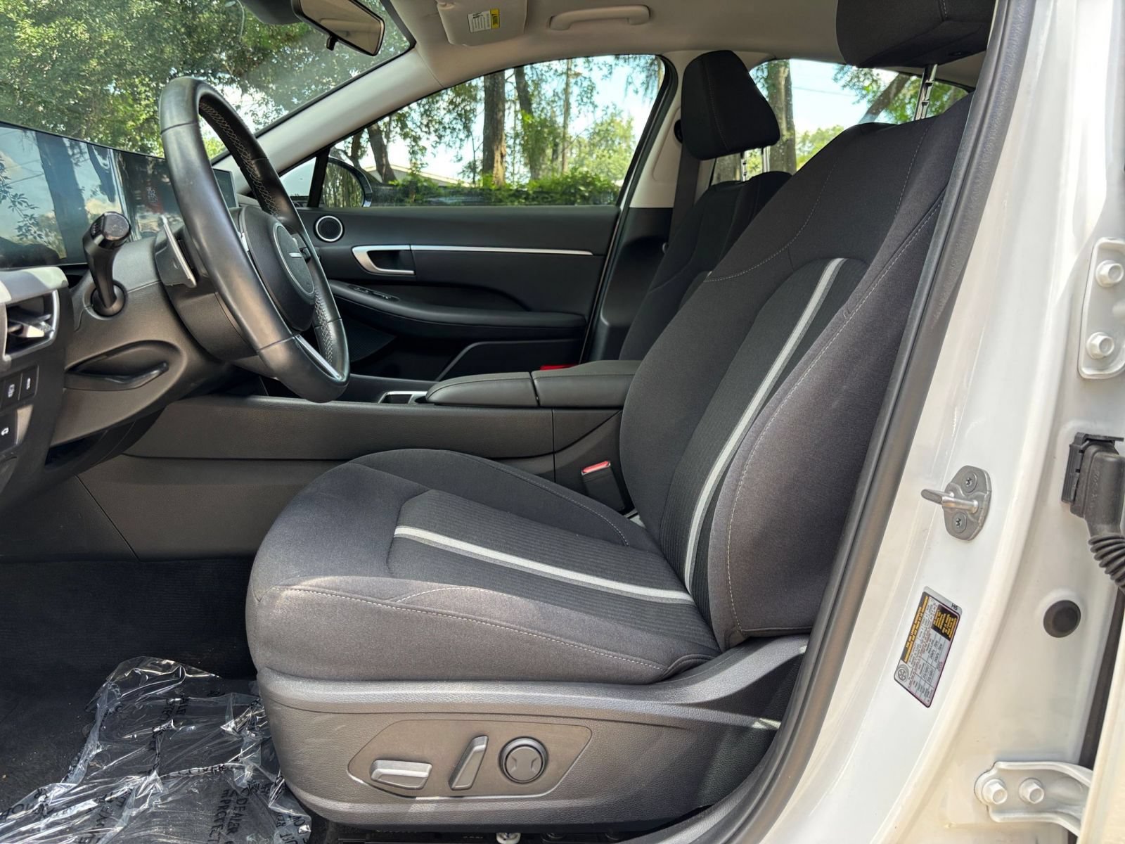 Used 2025 Hyundai Sonata SEL FWD image 25