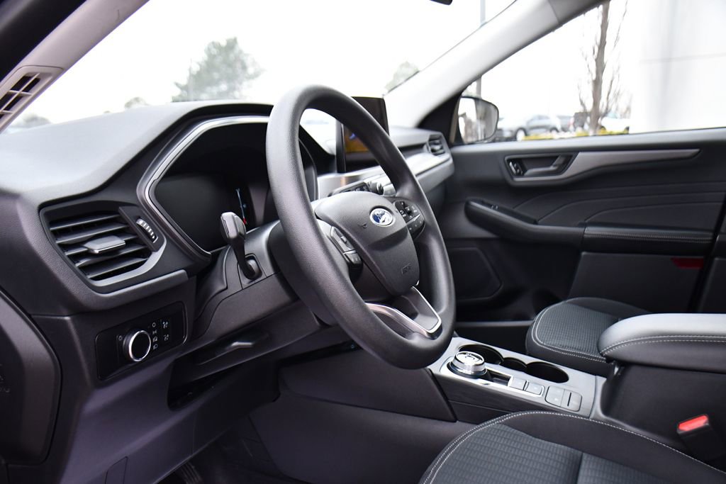 Used 2023 Ford Escape AWD image 11