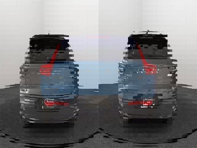 Used 2023 Volvo XC40 Recharge Ultimate w/ Protection Package Premier image 20