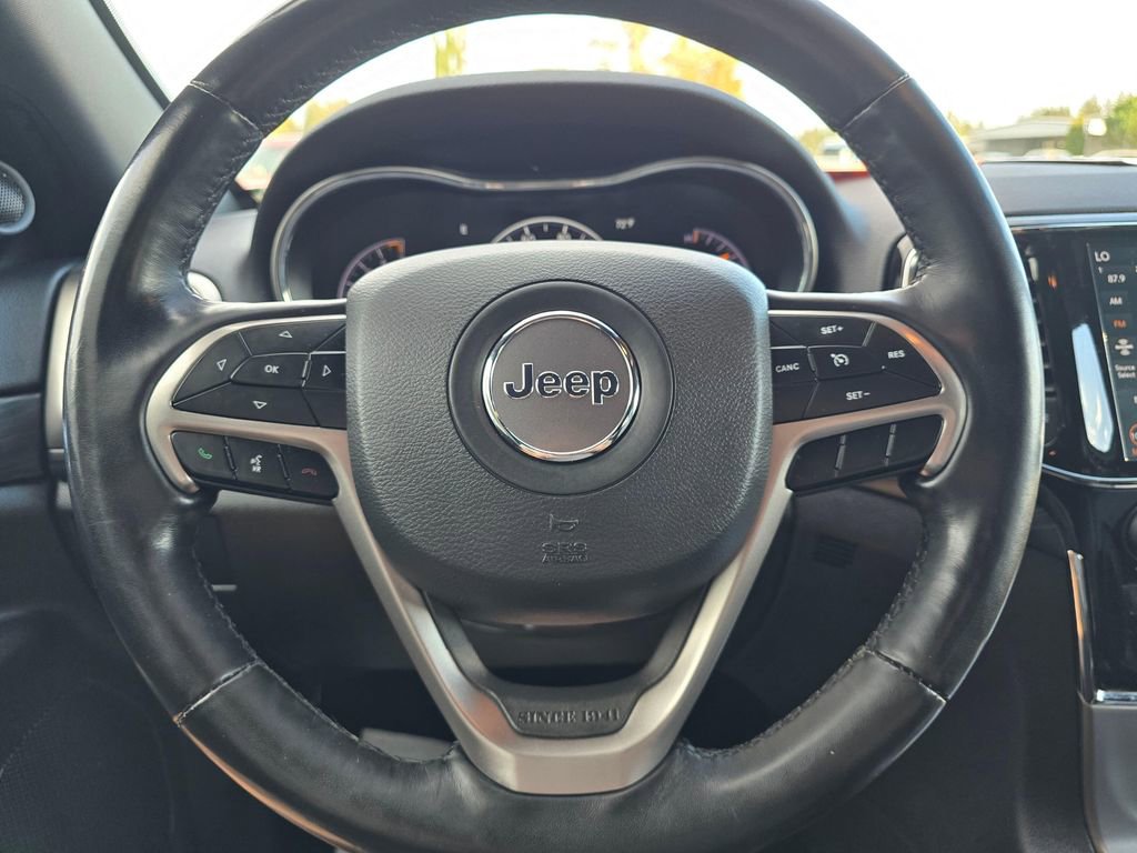 Used 2021 Jeep Grand Cherokee Laredo X AWD/4WD image 15