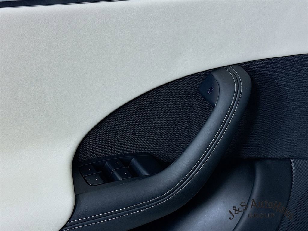 Used 2025 Tesla Model S Plaid image 23