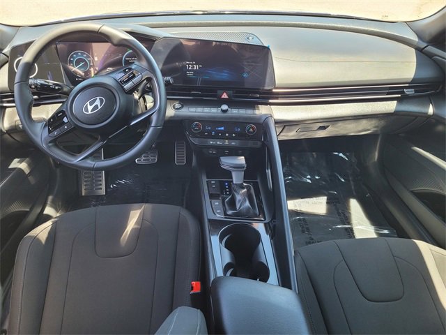 New 2025 Hyundai Elantra SEL image 7
