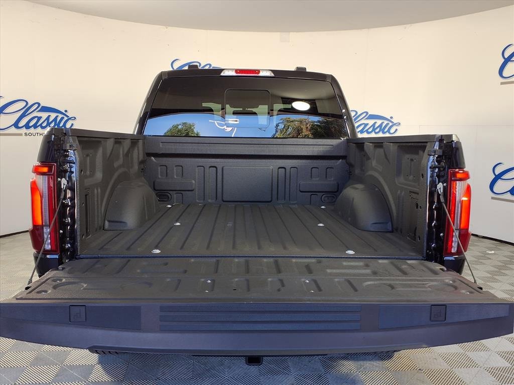 Used 2024 Ford F150 Lariat w/ FX4 Off-Road Package image 24