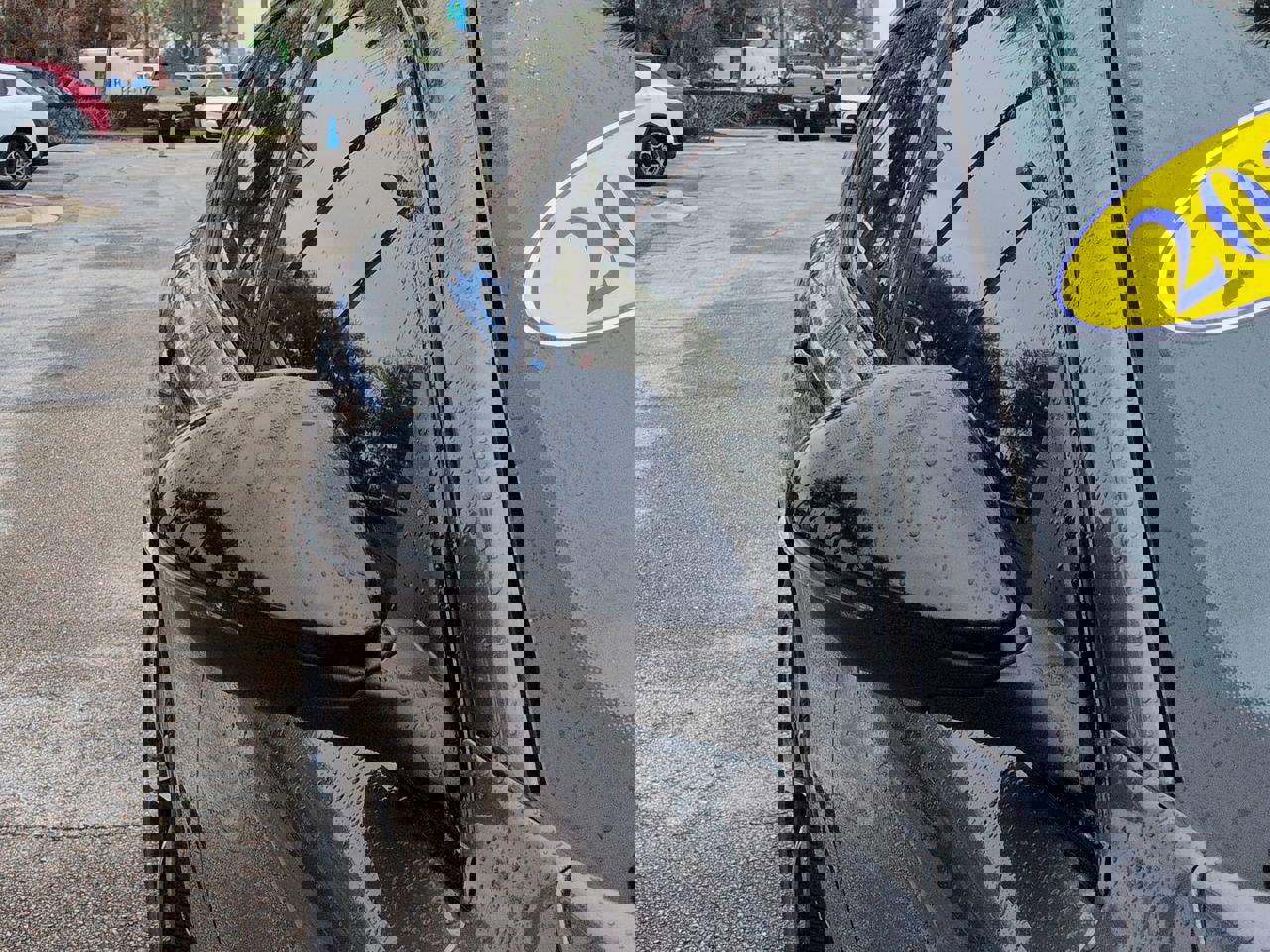 Used 2024 Alfa Romeo Stelvio Ti AWD/4WD image 11