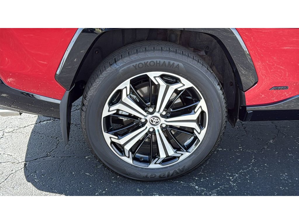 Used 2022 Toyota RAV4 XSE w/ Premium Package image 15