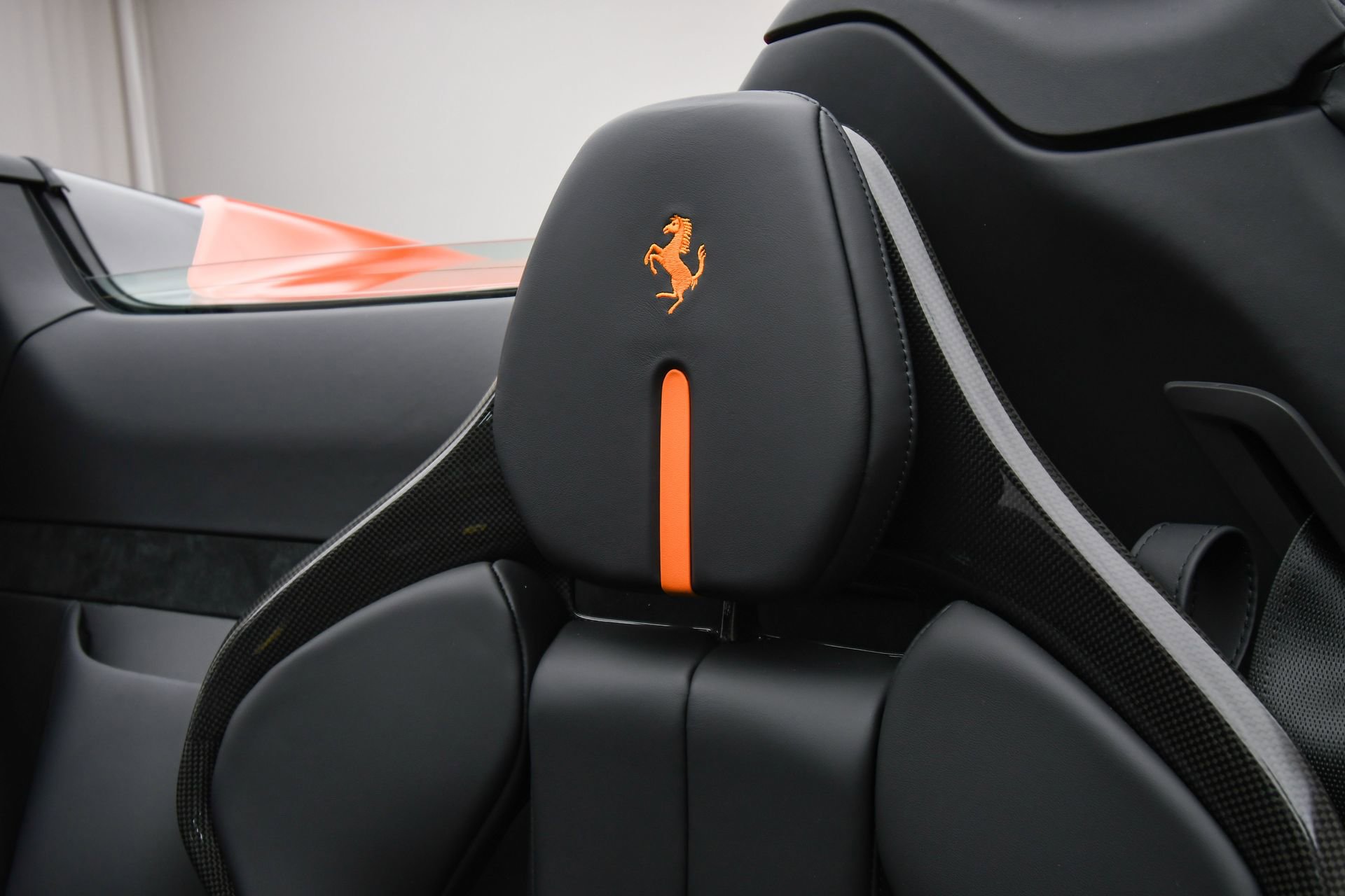 Used 2025 Ferrari SF90 Spider image 58