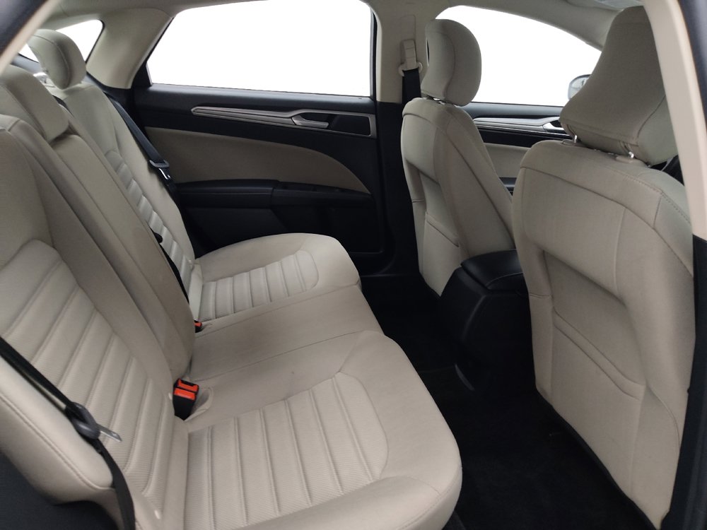 Used 2018 Ford Fusion S FWD image 19