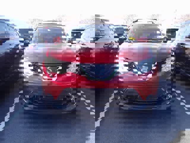 Used 2019 Nissan Rogue Sport SL image 2