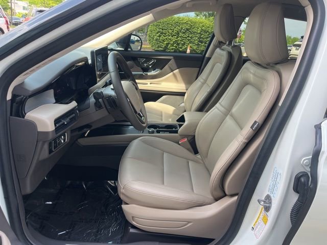 Used 2024 Lincoln Corsair FWD image 24