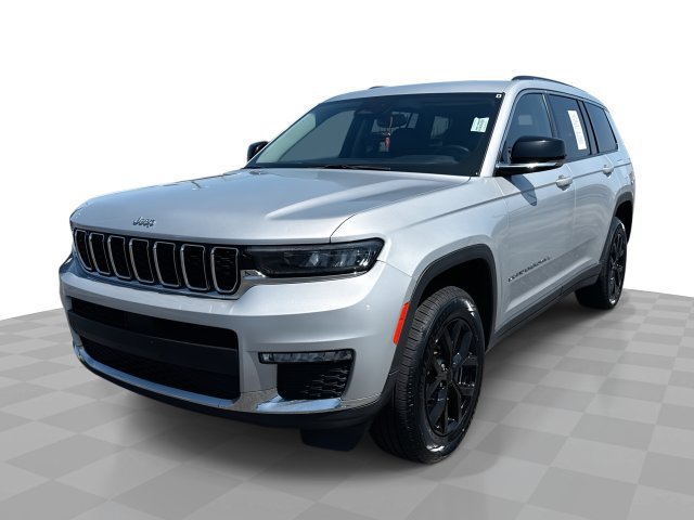 Used 2023 Jeep Grand Cherokee L Limited AWD/4WD image 1