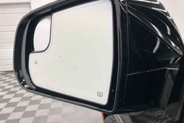 Used 2022 Jeep Wagoneer Series II AWD/4WD image 40