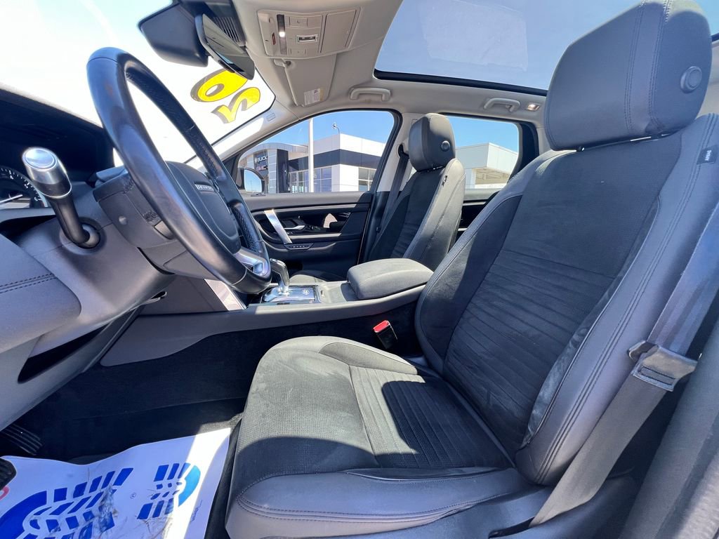 Used 2020 Land Rover Discovery Sport AWD/4WD image 17