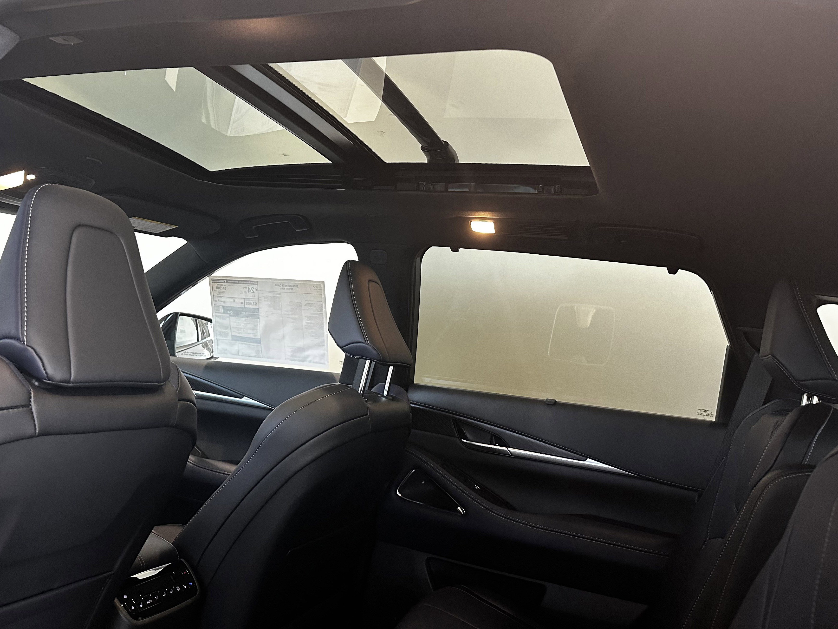 Used 2026 INFINITI QX60 Luxe w/ Dark Cargo Package image 10