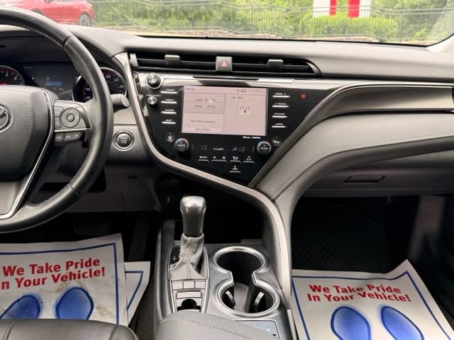 Used 2020 Toyota Camry XSE FWD image 27