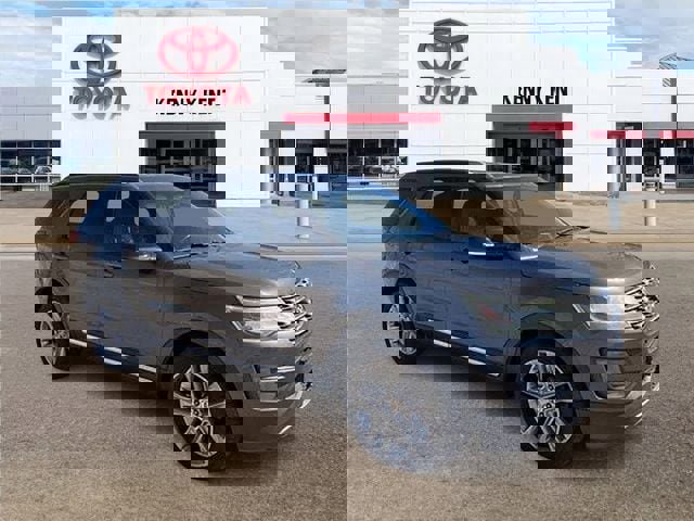 Used 2017 Ford Explorer XLT w/ Equipment Group 202A