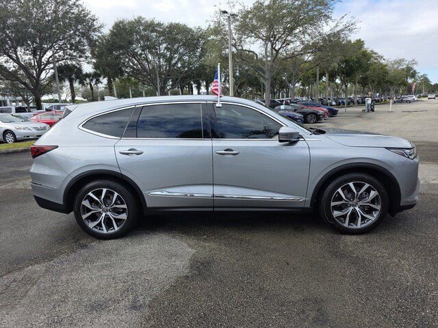 Used 2023 Acura MDX FWD w/ Technology Package image 7