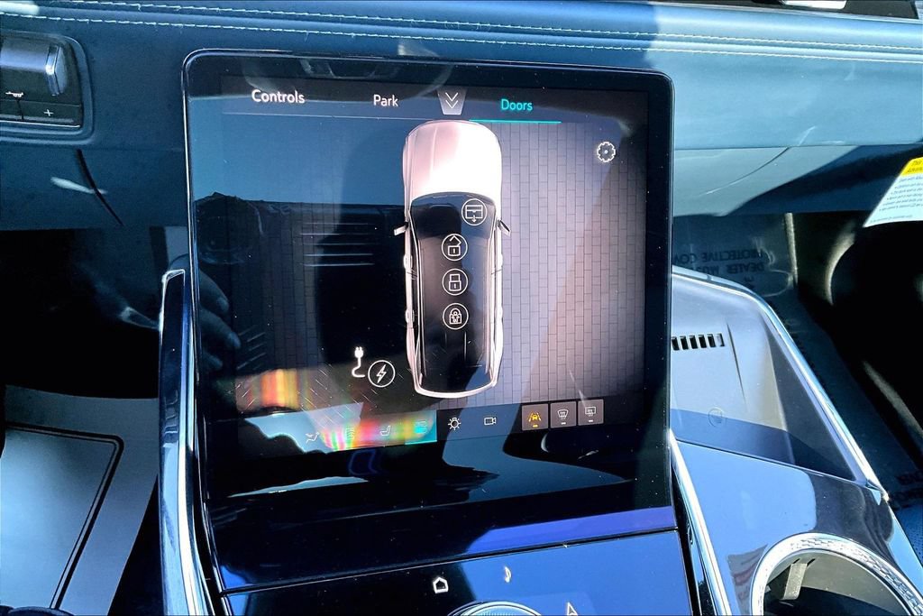 New 2026 Cadillac Escalade IQ Luxury 2 w/ LPO, Floor Liner Package AWD/4WD image 28