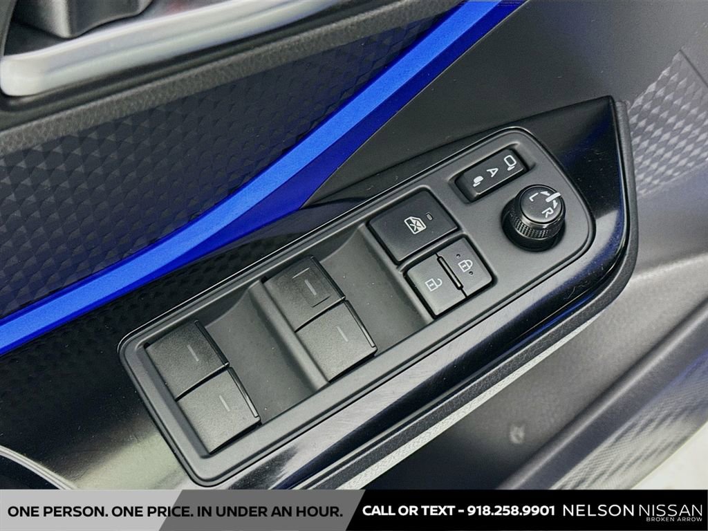 Used 2020 Toyota C-HR XLE image 18