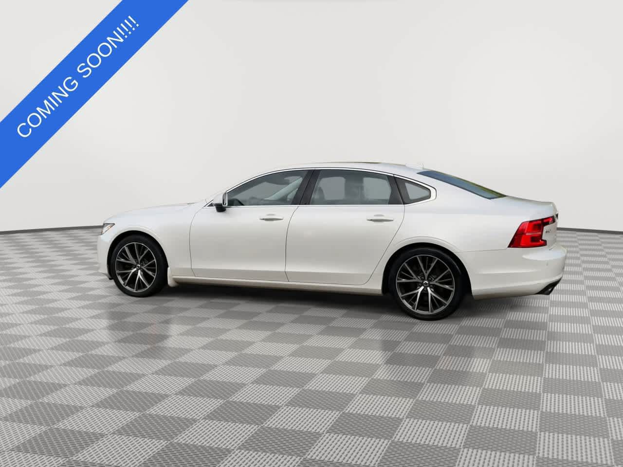 Used 2018 Volvo S90 T5 Momentum w/ Momentum Plus Package AWD/4WD image 6