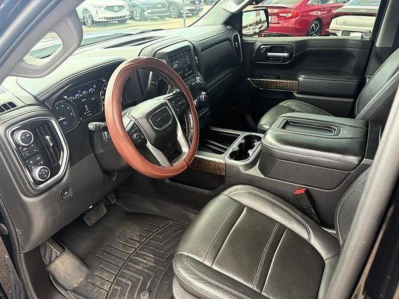 Used 2021 GMC Sierra 1500 Denali w/ Driver Alert Package II AWD/4WD image 14
